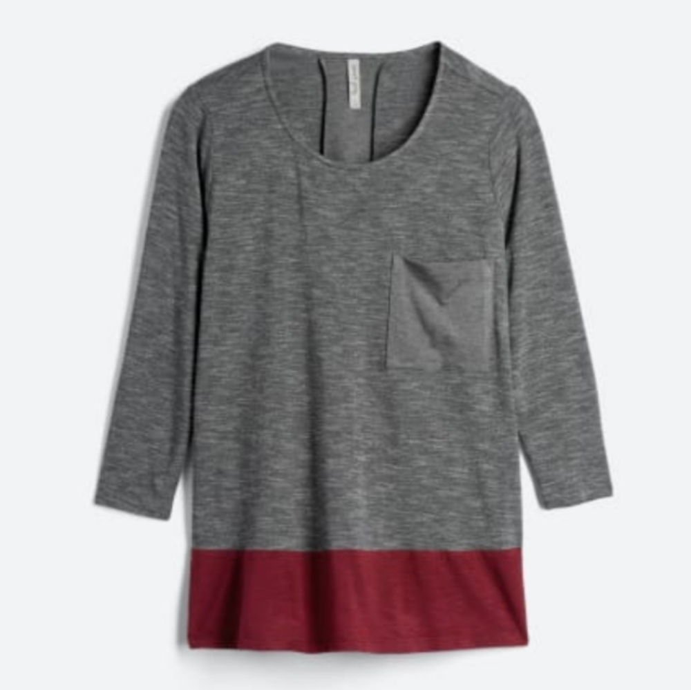 Gray and Maroon 3/4 Sleeve Knit Top